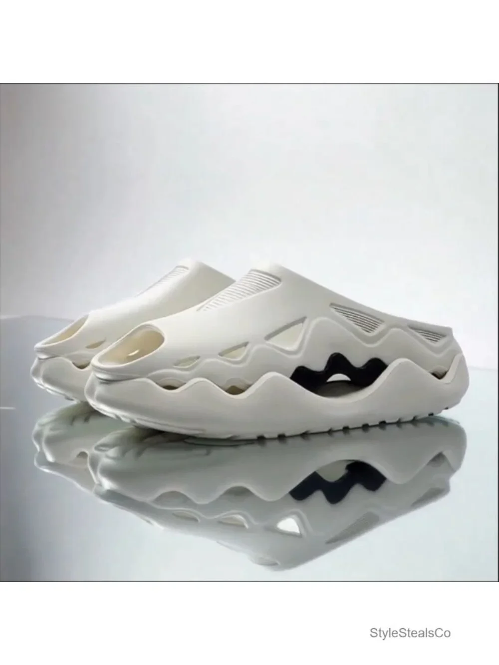 Men's Slip On Clogs EVA Platform Slides Hollow Sandals Outdoor